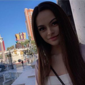 Meet your Posher, Kaitlin